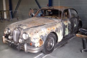 verbrande Jaguar Mk II