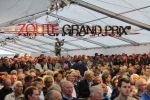 Massa volk tijdens veiling Bonhams