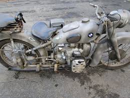 De CJ 750. Een afhaalchinees