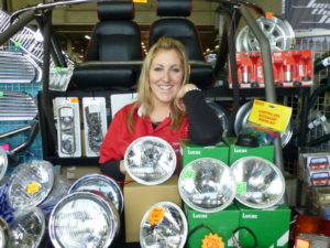 De bezoeker kan ook voor specifieke Britse onderdelen in Rosmalen terecht. Afbeelding: British Cars and Lifestyle.