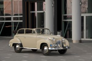 De open Olympia hield de vooroorlogse cabrio-eer tijdens het Wirtschaftswunder hoog. © GM Company