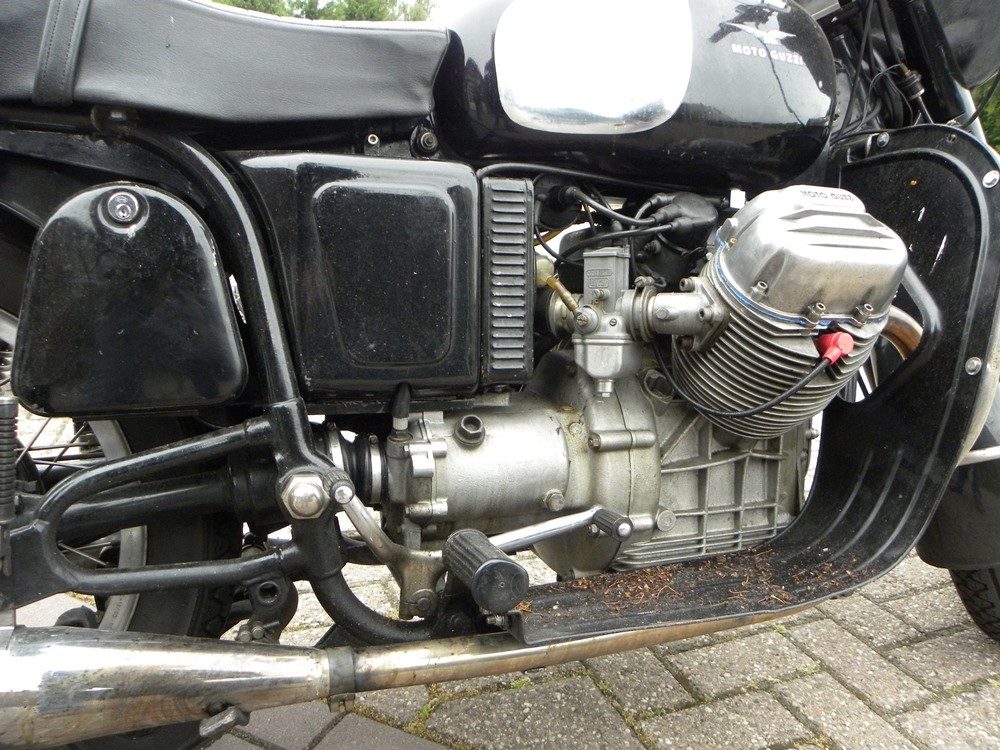Moto Guzzi V7