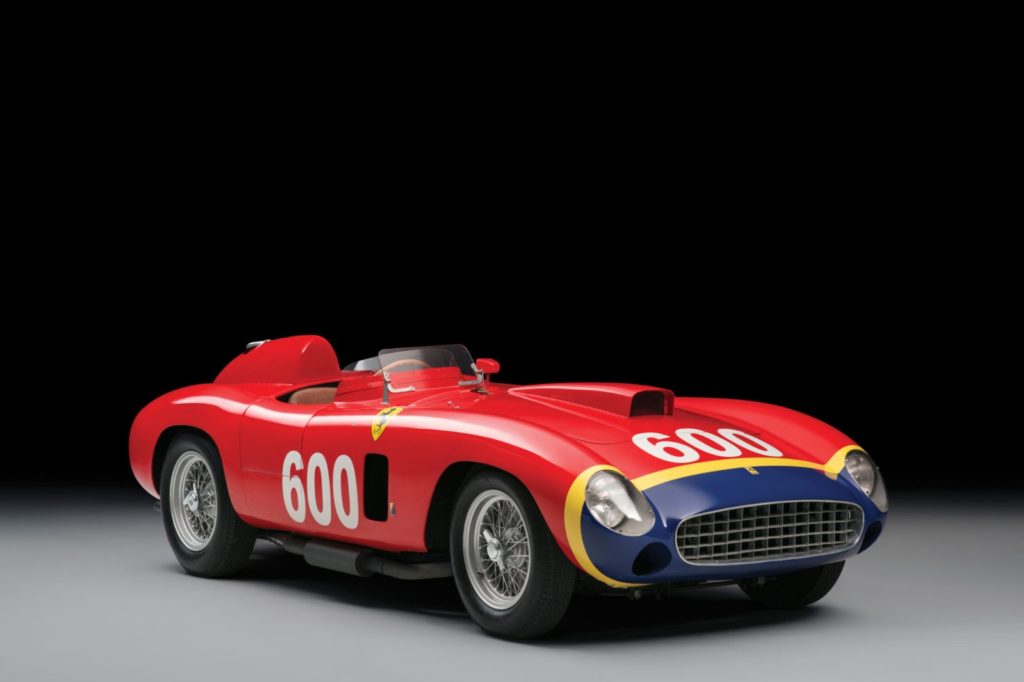 Hoge opbrengsten RM Sotheby’s in “Driven by Disruption” veiling - Auto Motor Klassiek