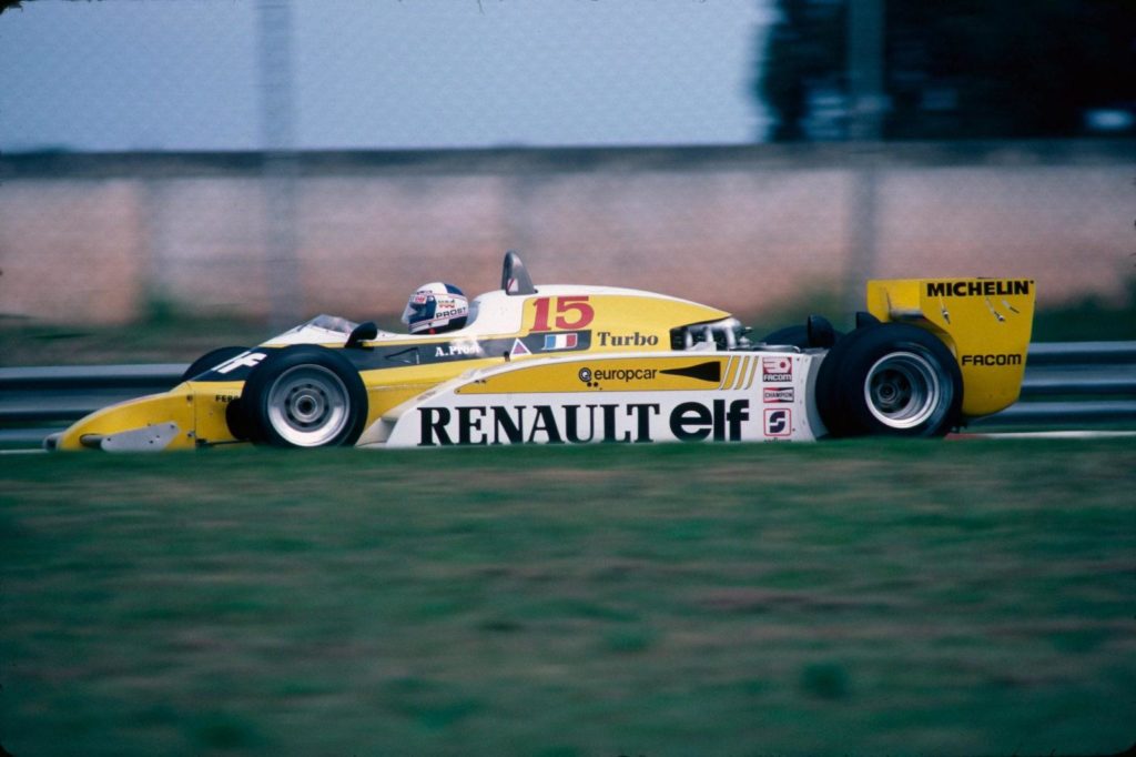 Renault Formule 1-bolide van Alain Prost op Concours d’Elégance Paleis Het Loo - Auto Motor Klassiek