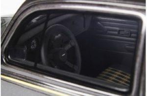 Een glimp van het interieur van het Kever Oettinger schaalmodel van Ottomobile. Het ziet er prachtig uit. Afbeelding: Ottomobile