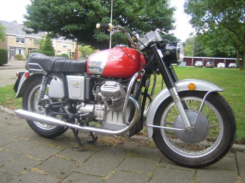 Moto Guzzi V7 Special