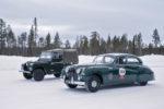 Op het ijs rijden met klassieke Jaguars en Land Rovers