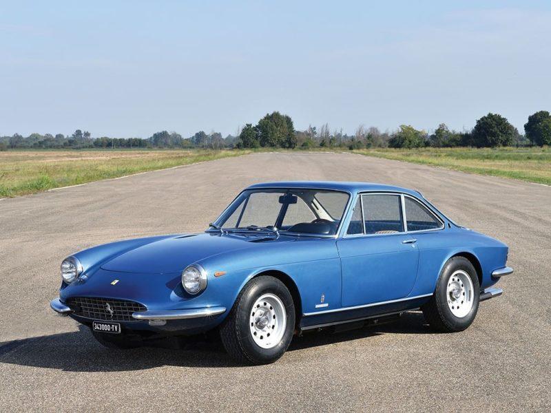 De RM Sotheby’s Duemila Ruote veiling in Milaan. Een kleine greep uit de collectie. - Auto Motor Klassiek