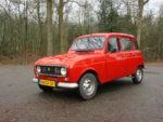 Renault 4. Rijden met een glimlach. - Auto Motor Klassiek