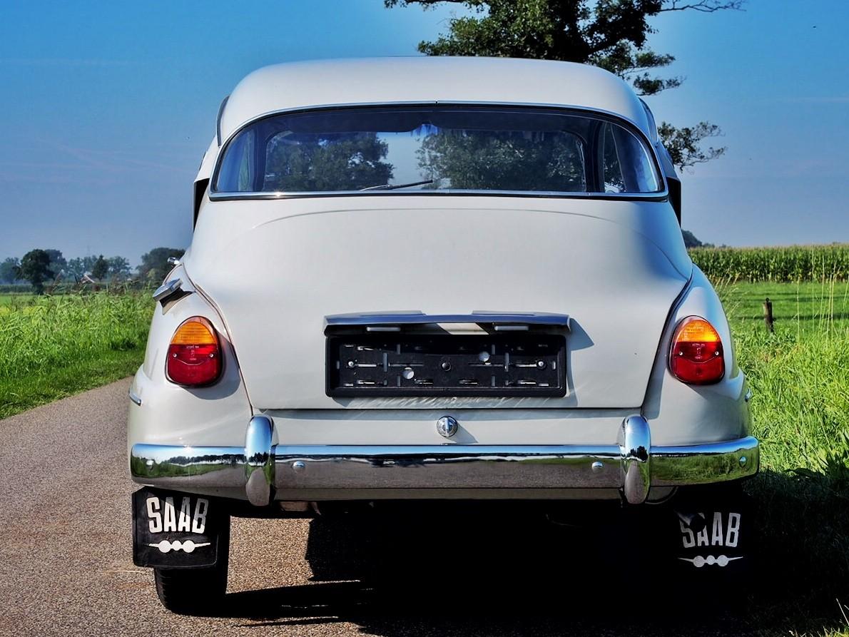 Saab 96 tweetakt Short Nose