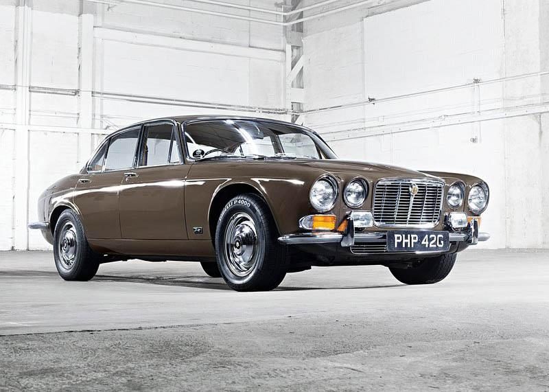 Jaguar XJ
