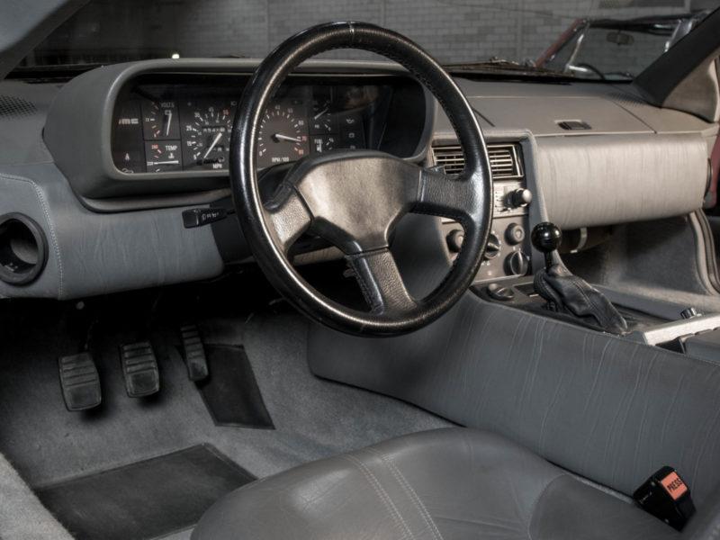 DeLorean DMC-12