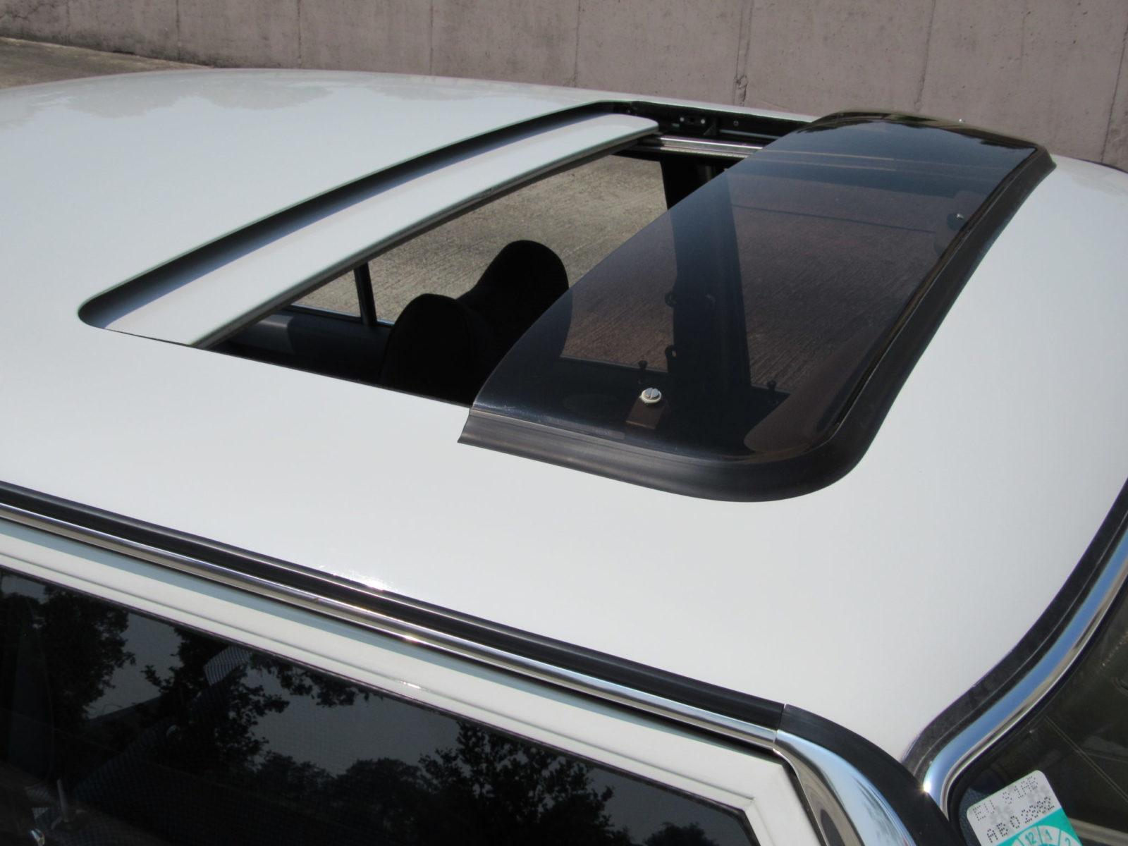 Mercedes-Benz 240D 3.0