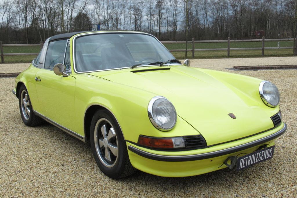 PORSCHE 911