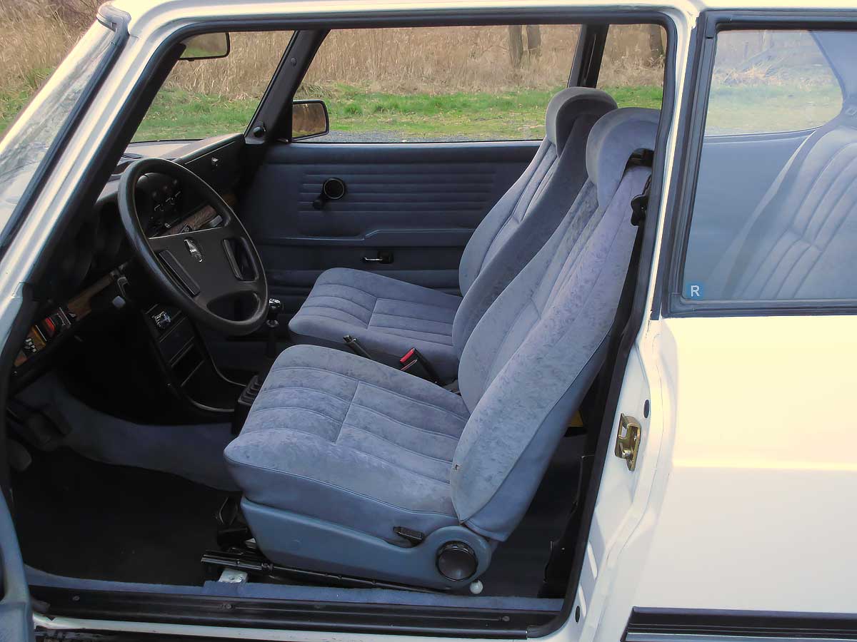 Rij-impressie SAAB 99 GL 5 Speed. Bekoring, originaliteit en onafhankelijkheid