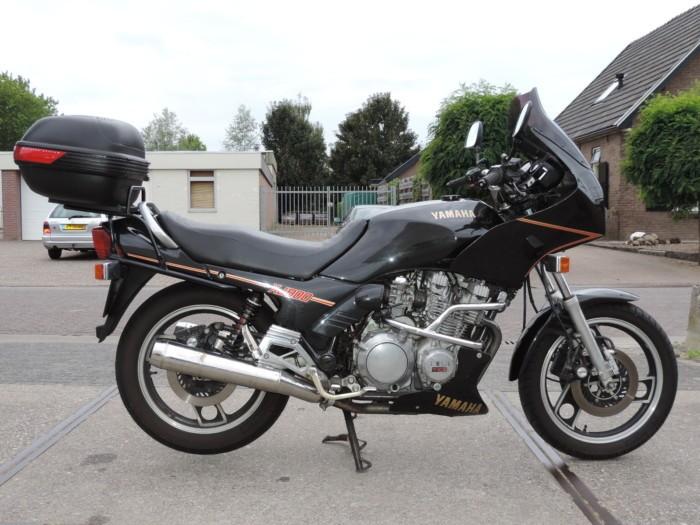 Yamaha XJ900