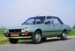 Harmonie. Onderweg met een Peugeot 505 uit het eerste bouwjaar