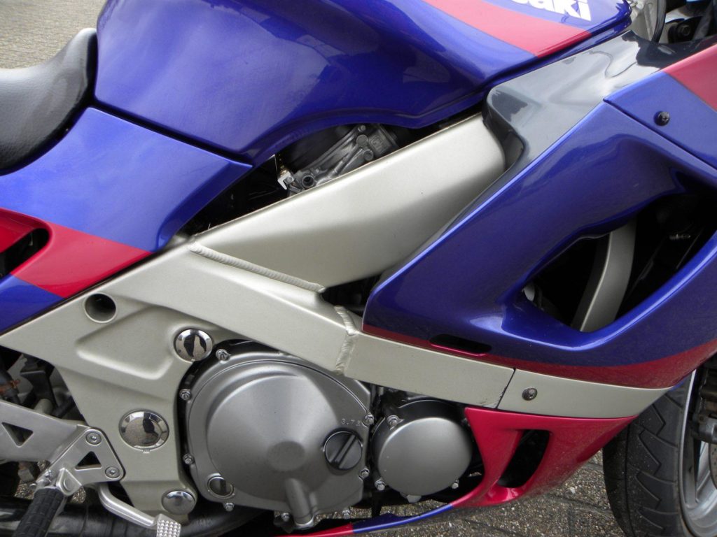 ZZ-R600