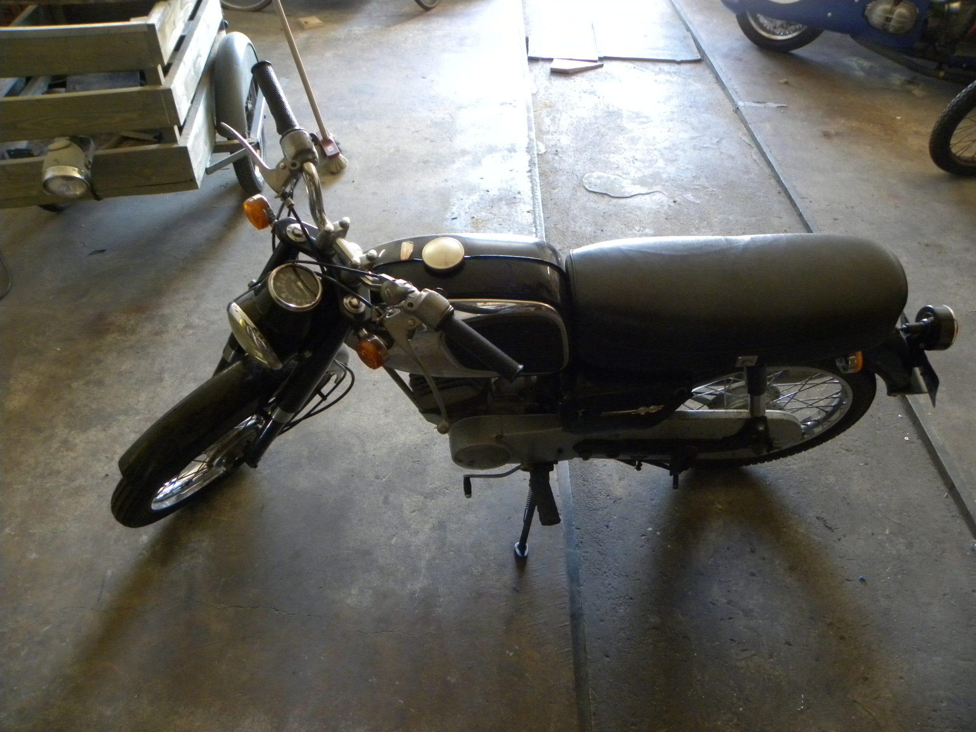 Kawasaki 90 G1L