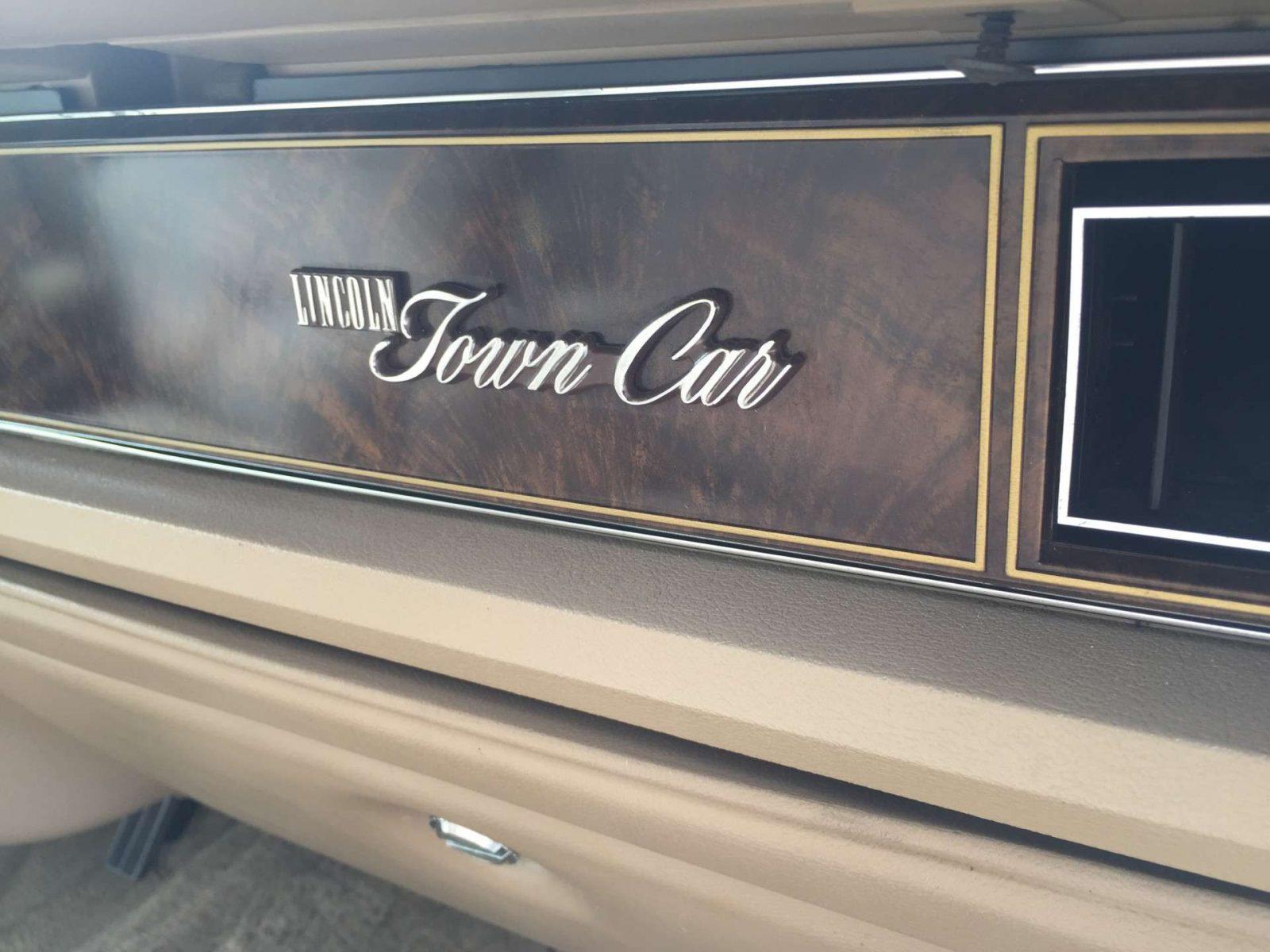 Lincoln Continental