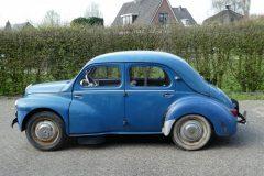 Renault 4CV