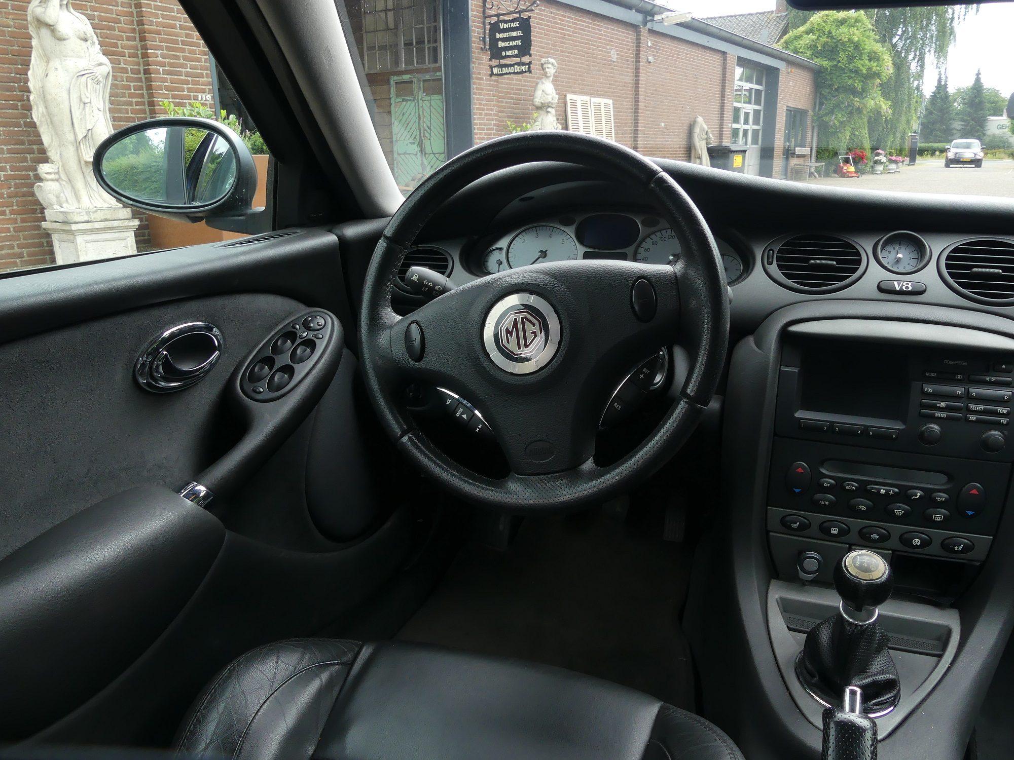 MG ZT
