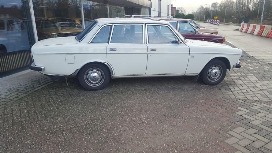 Volvo 164