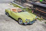 Volkswagen Karmann Ghia driekwart boven