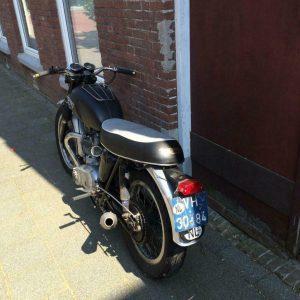 Triumph Bonneville achterkant