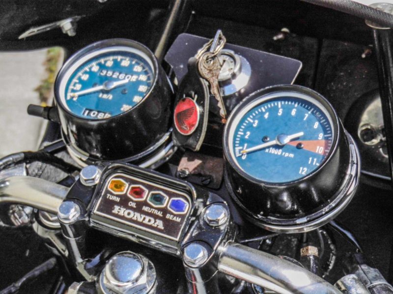 Honda CB 500 F cockpit
