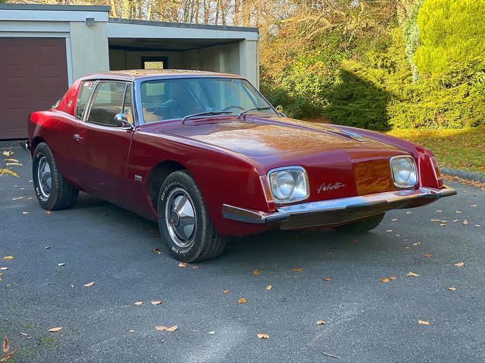 Studebaker Avamti voorkant