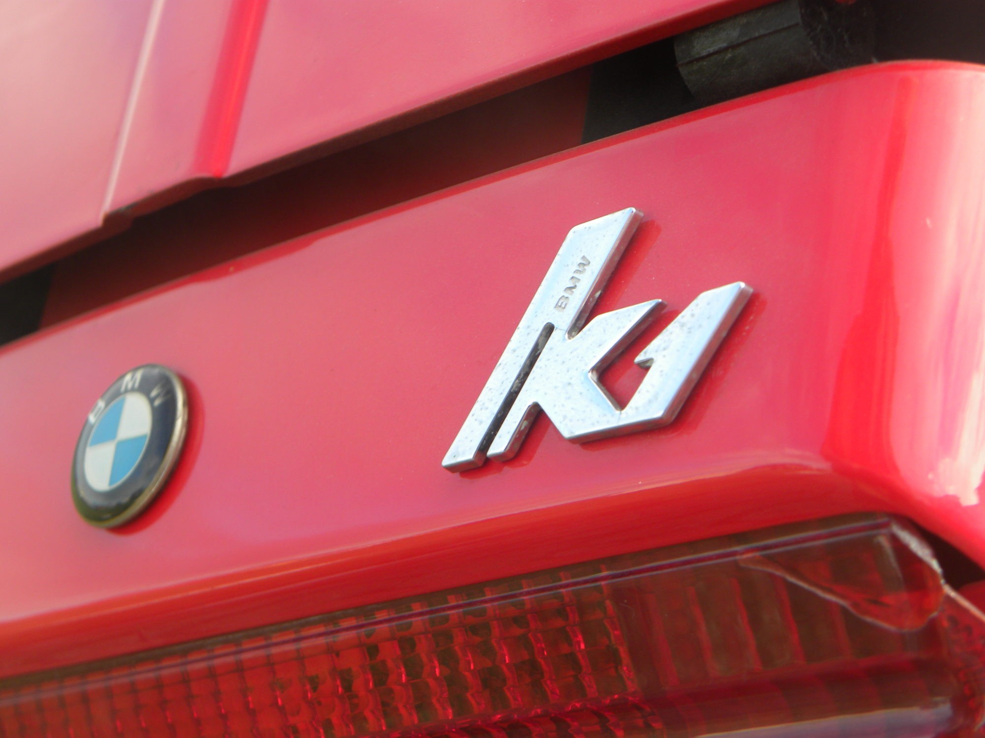 BMW K1 logo