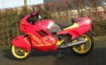 BMW K1 zijkant