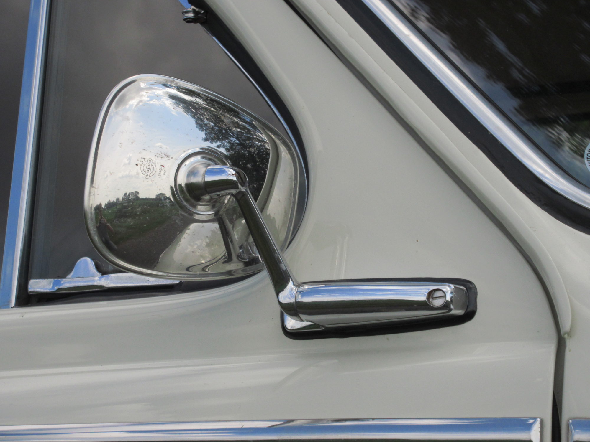 Volvo PV 544 spiegel