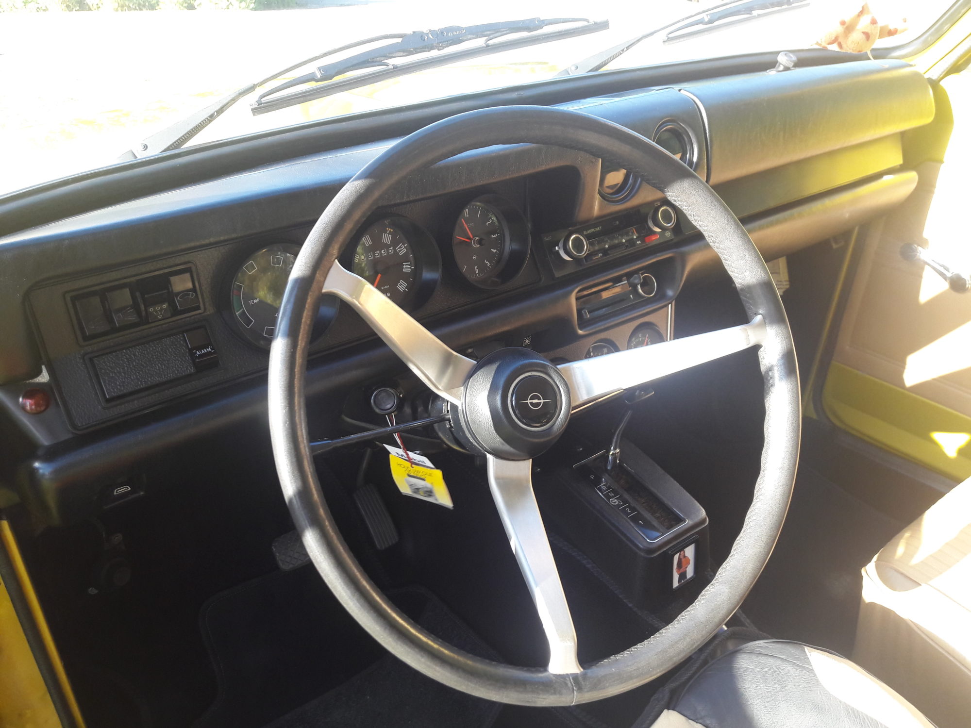 Opel B Kadett interieur