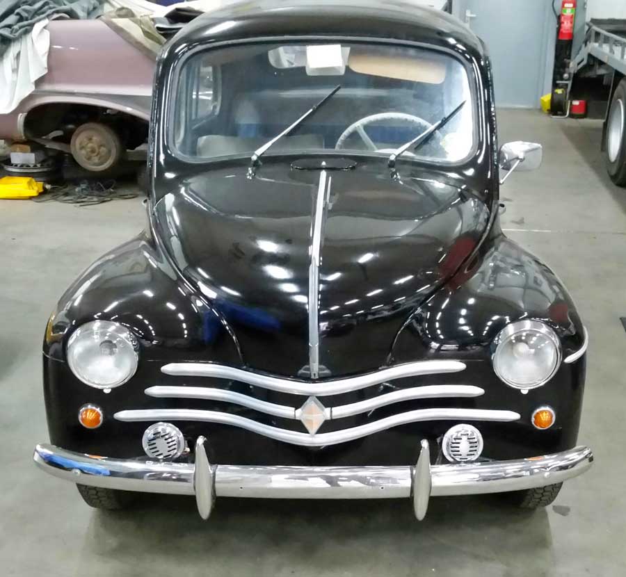Renault 4 CV