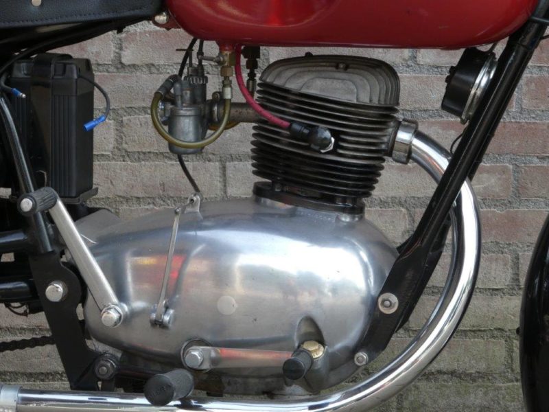 Gilera 150 Sport motor