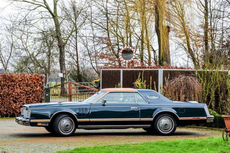 Lincoln Continental Mark V Givenchy