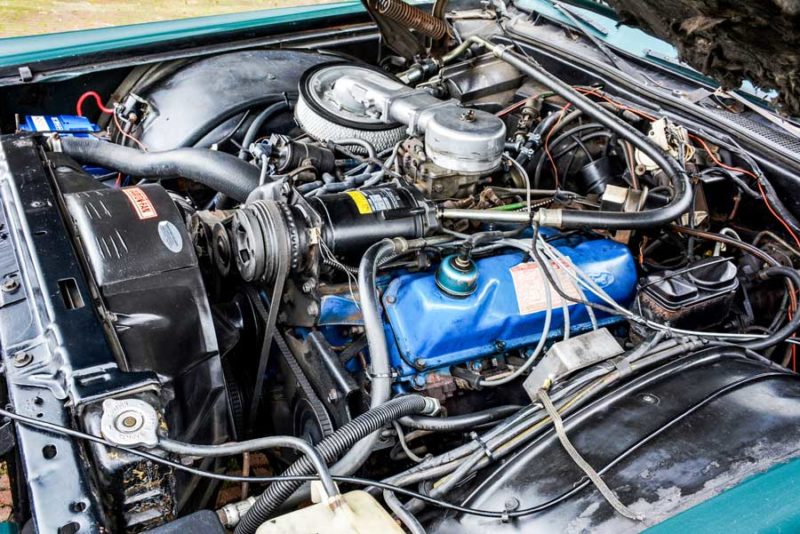 Motor Lincoln Continental Mark V Givenchy