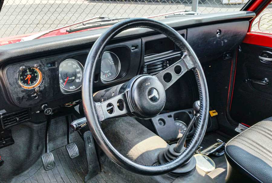 Mazda 1000 (1973)