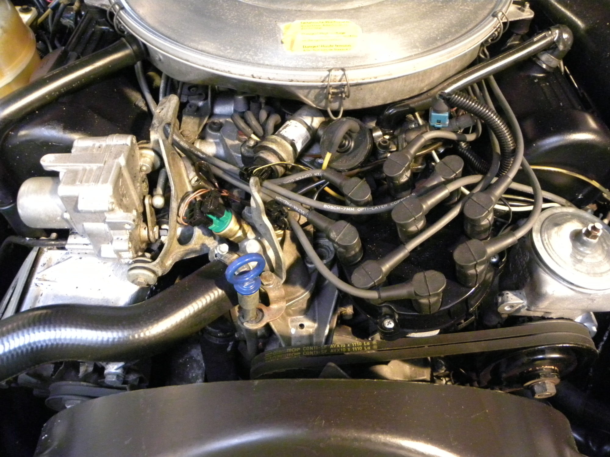 Mercedes-Benz V8