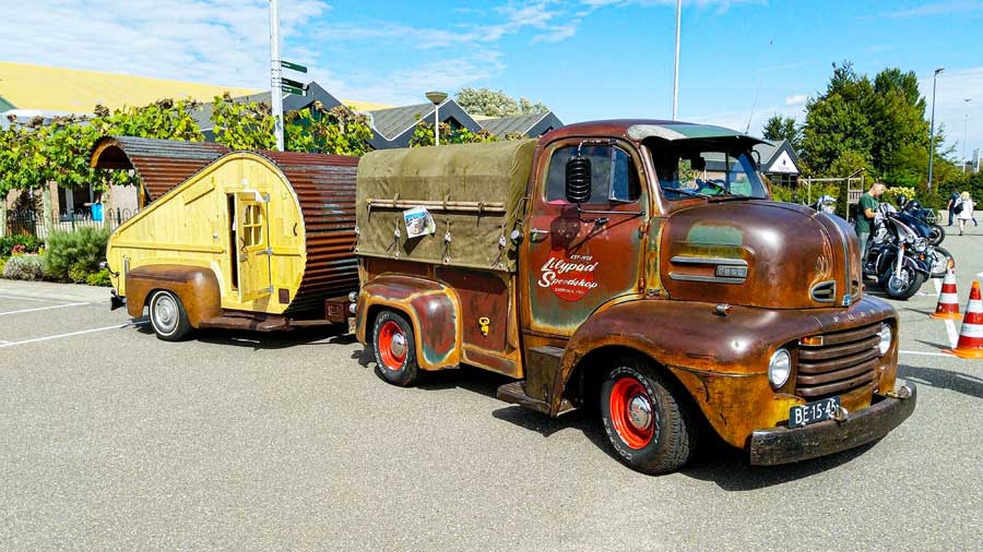 Ford F3 truck