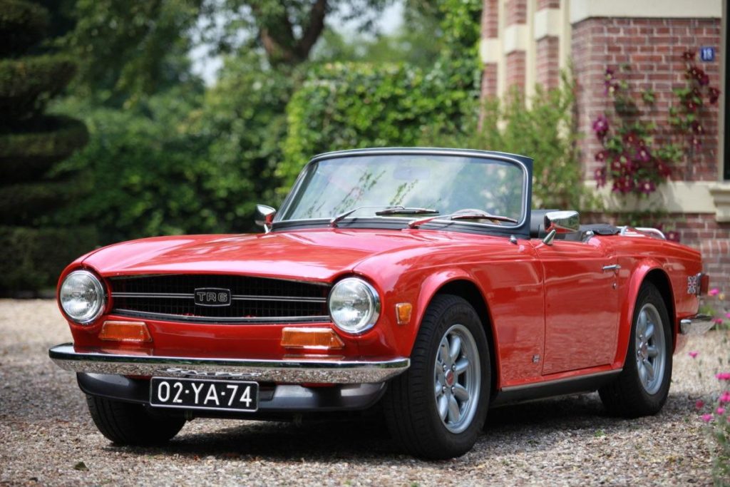 Triumph TR. Ouderwets lekkere sportwagenpret - Auto Motor Klassiek