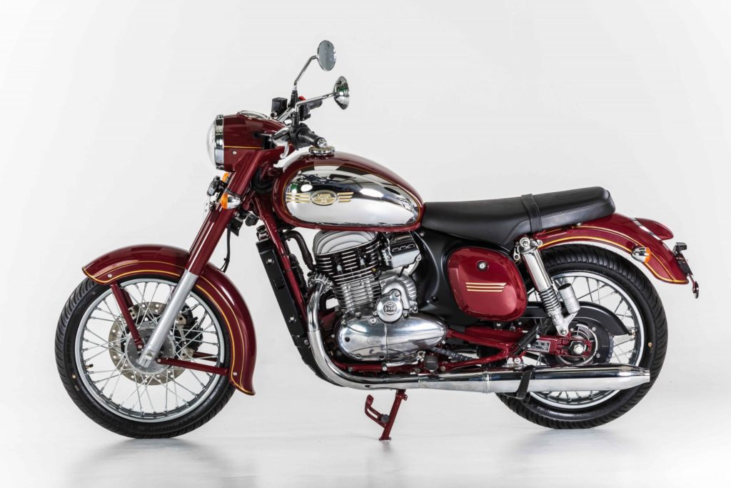 Jawa. Vooruit het verleden in - Auto Motor Klassiek