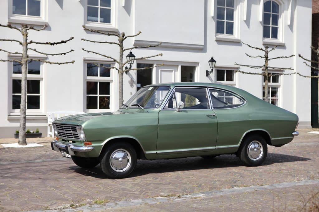 Opel Kadett B Coupé. Onderweg met een geliefde klassieker