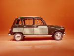 R4 Parisienne. Elle prend le volant - Auto Motor Klassiek