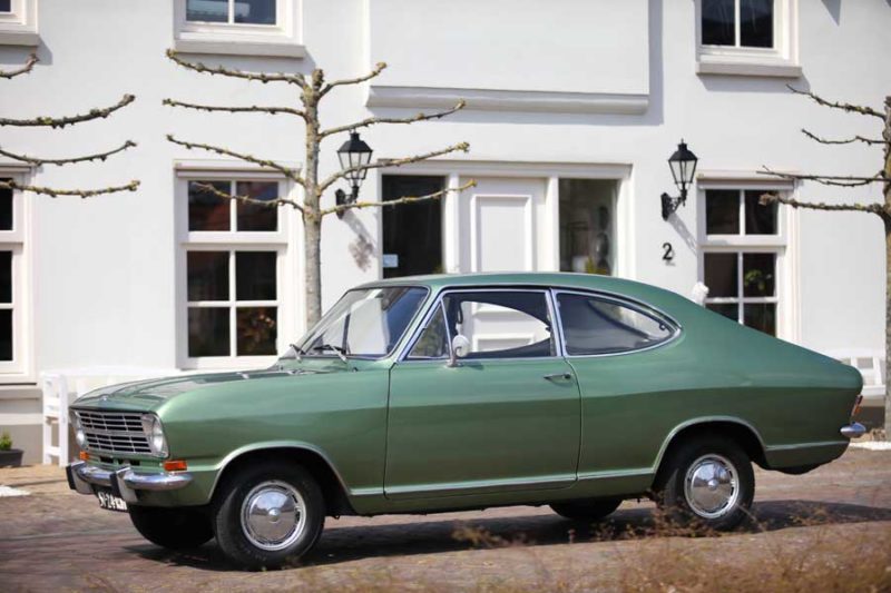 Deze fraaie Coupe is kurz gesagt OK
