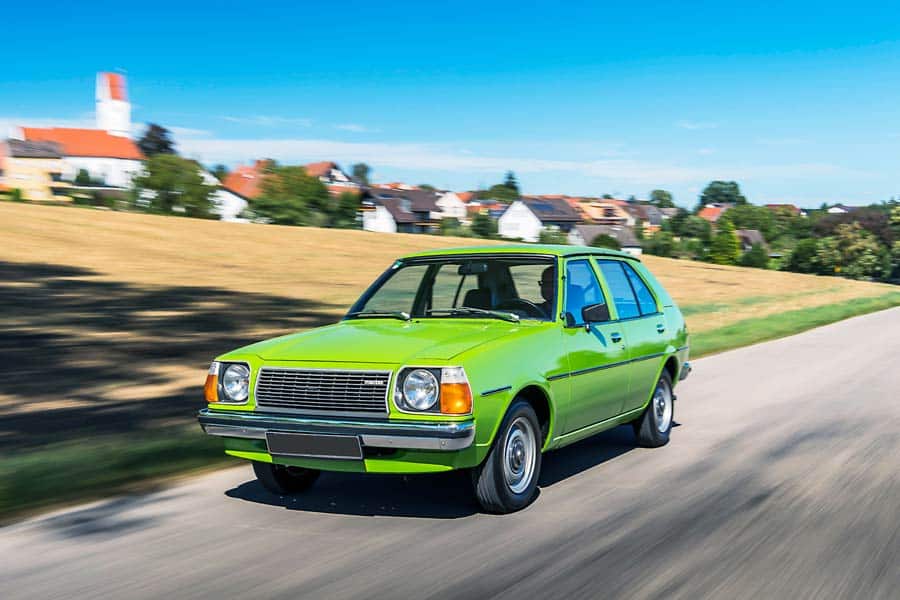 Mazda323 1979 Action 23 highres