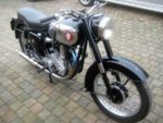 BSA B33. Voor de volgende generatie: kickstarten
