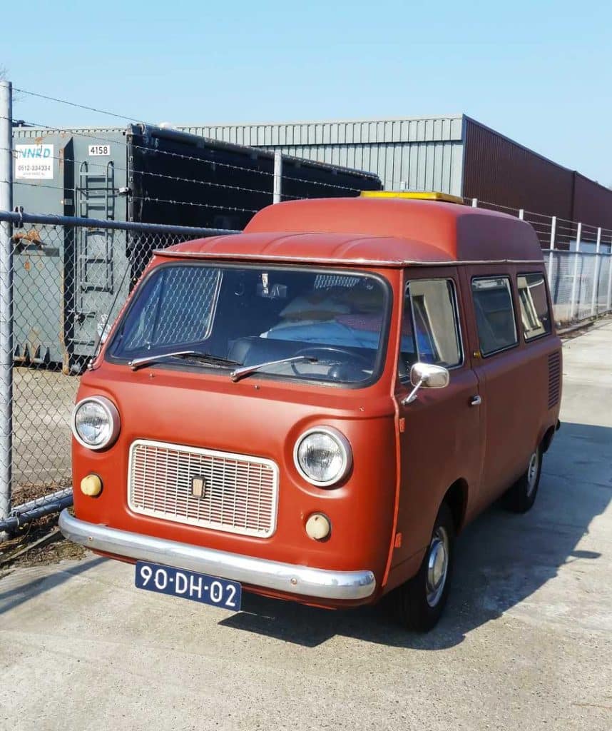 Fiat 850 T Kampeerwagen (1974) van Elleke. Privé bungalowtje.